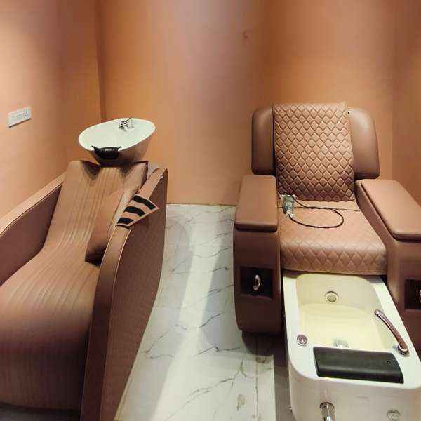 Luxury hair wash station at Styloz Ranchi